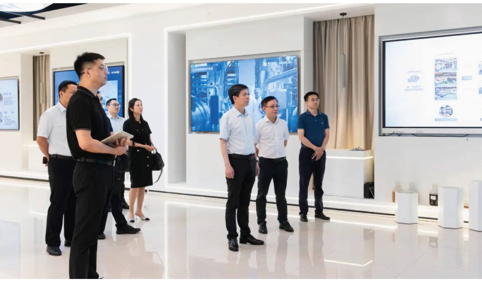 内容页哦吼吼_画板 1.jpg